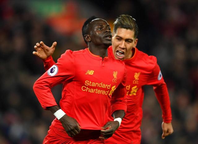 位足坛巨星 位足坛巨星